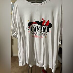 WDW Disney  Christmas White T-Shirt/Blouse